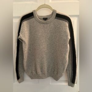 Minnie Rose Women's Cashmere Sweater in Light Gray with Black Sleeve Stripe